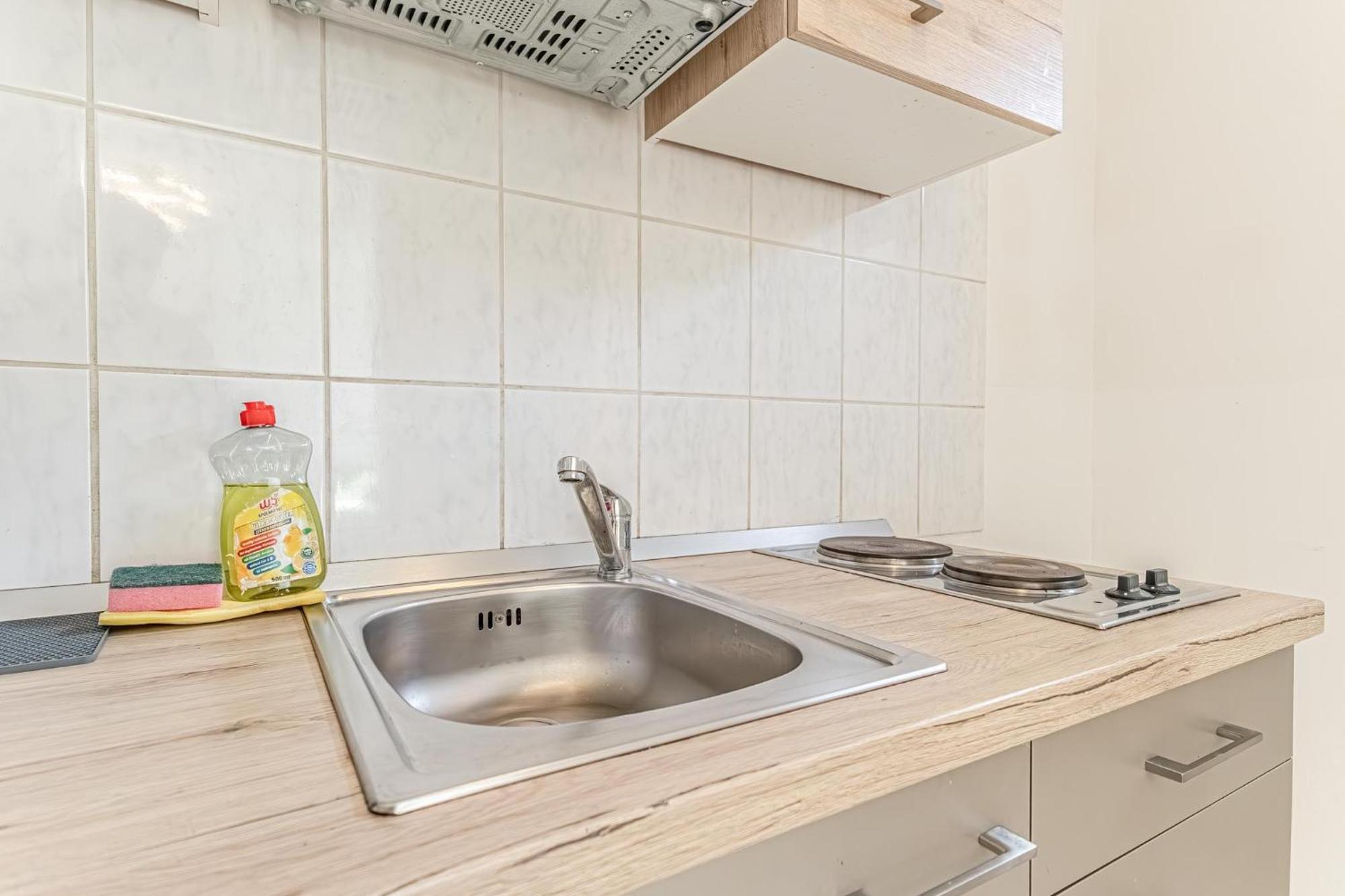 City Vibes: 1Br Apt, 10 Min To Westbahnhof 비엔나 외부 사진
